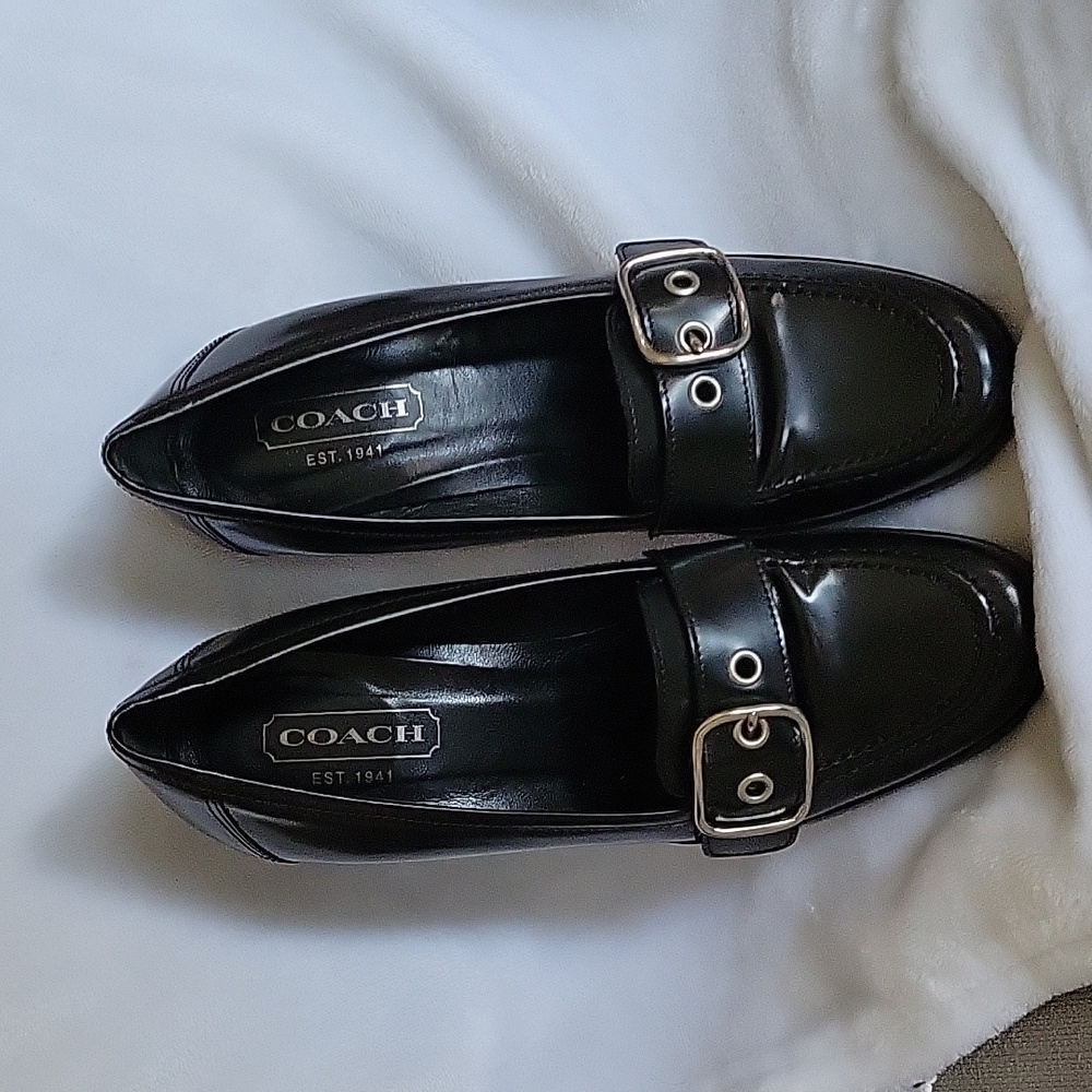 Coach Shoes - Picture 2 of 5